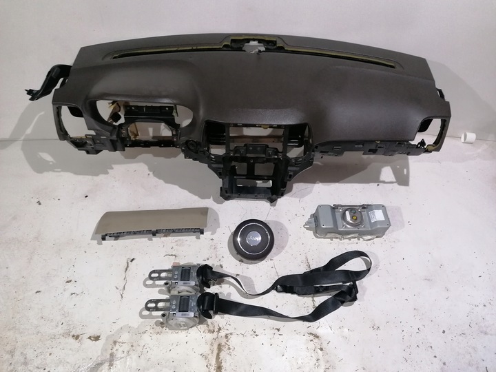 фото №1, Jeep grand cherokee панель консоль подушка безопасности ремни