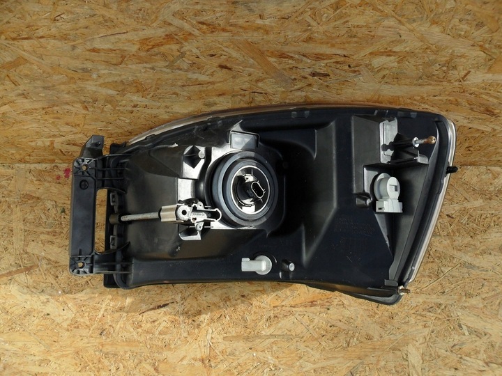 фото №10, Dodge ram 2006- фара праві