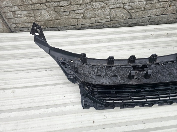 фото №8, Peugeot 5008 ii решётка решётка радиатора версия na обычные лампы w бампер перед