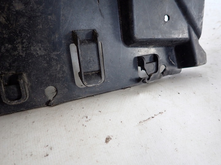 фото №9, Renault zoe 12- плита защита pod бампер перед переднее 1119954x