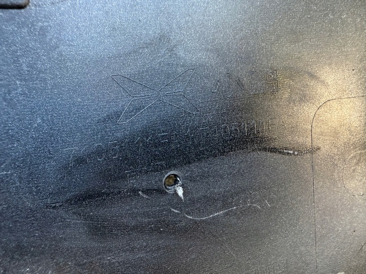 фото №10, Xpeng g6 2023- бампер перед оригінал срібний гарний оригінал