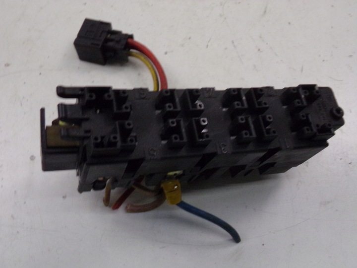 фото №1, Mercedes s w140 коробка предохранителей 1405450101