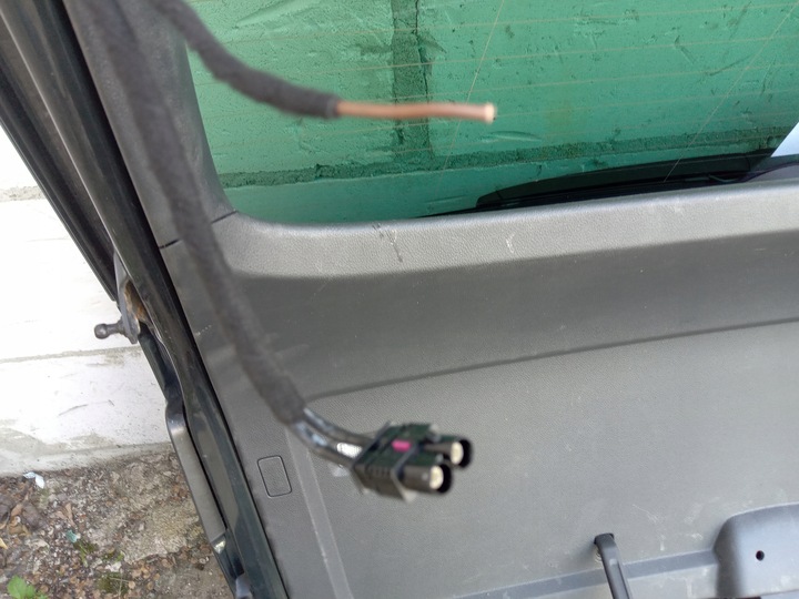 фото №10, Skoda superb iii 2.0d задня кришка багажника скло комплект