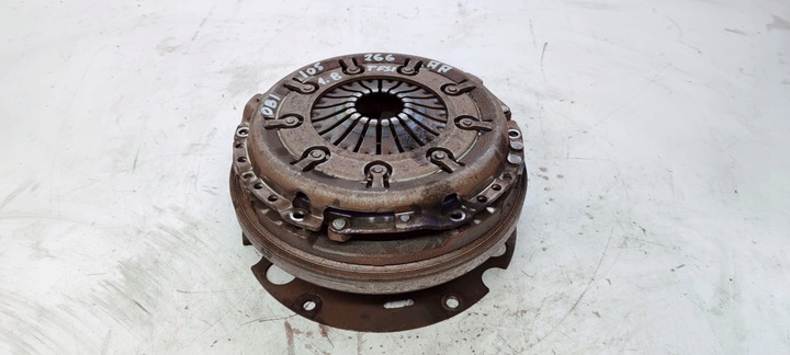 фото №10, Сцепление колесо двухмассовый маховик audi a4 a5 1.8 0b1105266aa 4