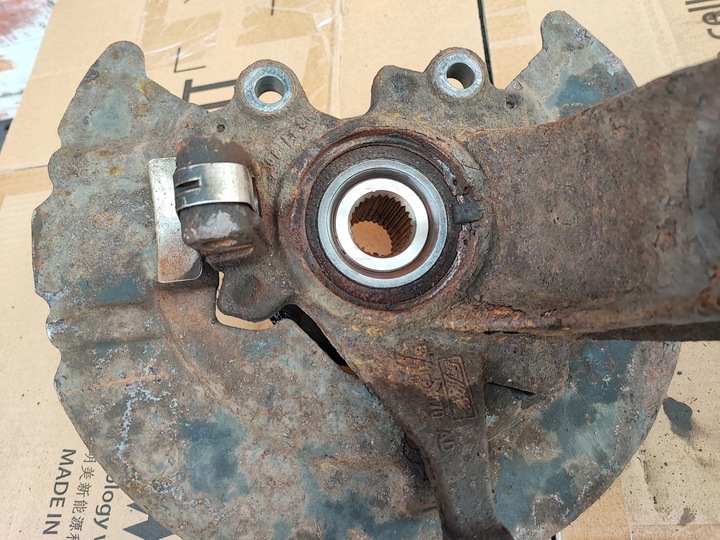 фото №9, Ford kuga mk1 2.0 tdci амортизатор поворотна опора праві права