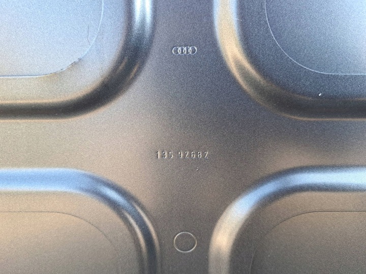 фото №8, Капот кришка двигуна перед передня audi e-tron 4ke 18-