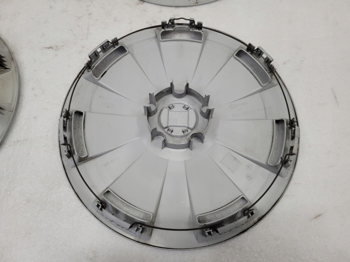 фото №15, Audi a3 8v колпаки 16" оригинал комплект 8v0601147d