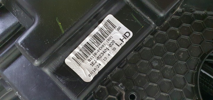 фото №6, Toyota hilux viii 8 рестайлинг лампа полный led правая 81110-0kx01