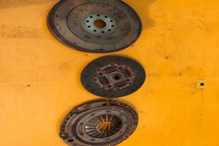 фото №8, Комплект зчеплення saab 9-3 ys3d r90502914 2.17l дизель 85kw 2000