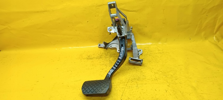 фото №12, Педаль тормоза audi a6 c5 автомат 8d1721117d