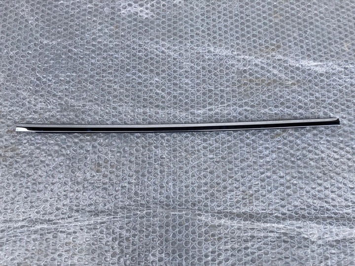 фото №1, Tesla x планка накладка хром двері праві зад