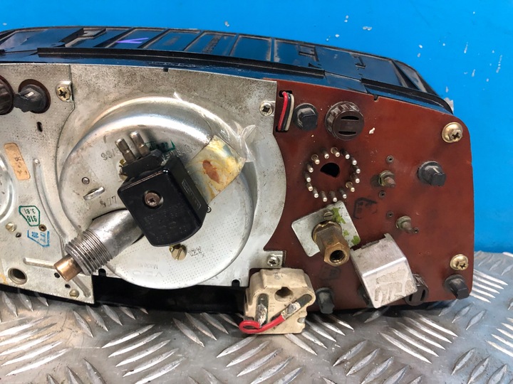 фото №10, Mercedes w123 2,8 бензин прилади спідометр  європа 220km/h 87001123