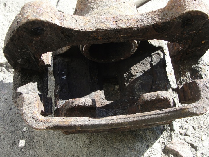 фото №7, Затискачі гальмівні перед opel insignia 2.0 cdti