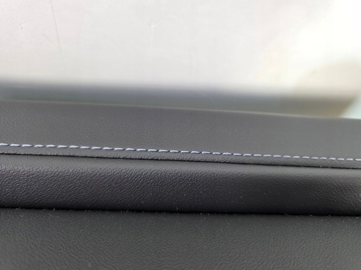 фото №8, Торпедо консоль head-up bmw 7 g70 hud