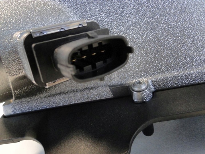 фото №11, Mercedes e 212 c 204 amg 63 фильтр воздуха левый