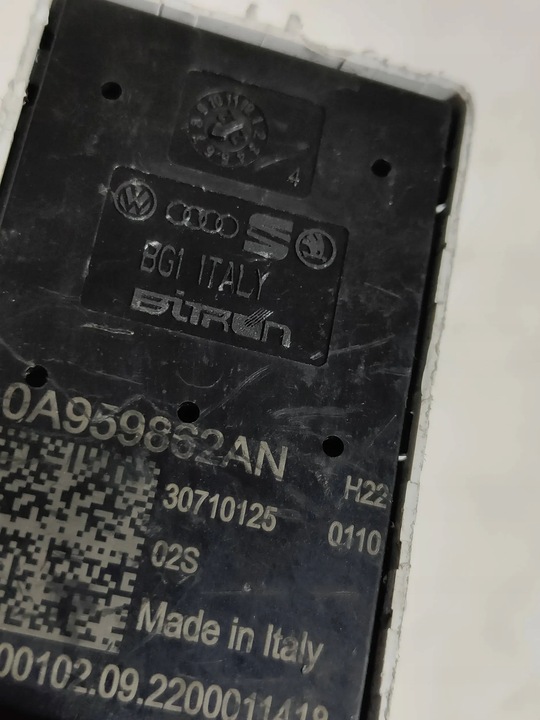 фото №7, Vw id.3 id3 панель керування кнопка перемикач скло скла лівий перед org