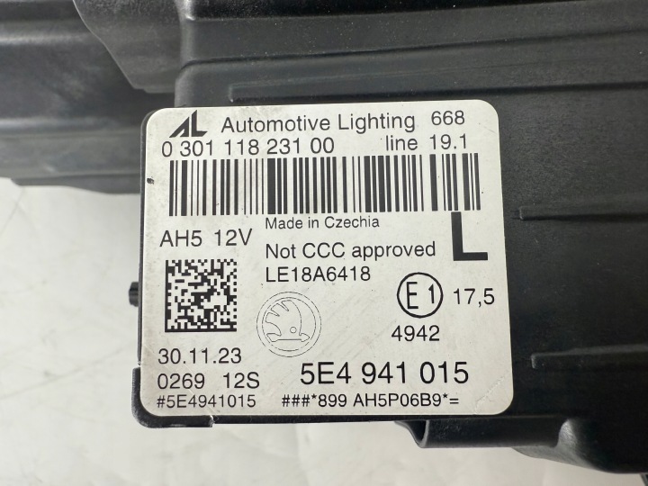 фото №14, Skoda octavia iv 4 5e4 полный led фара левая правая
