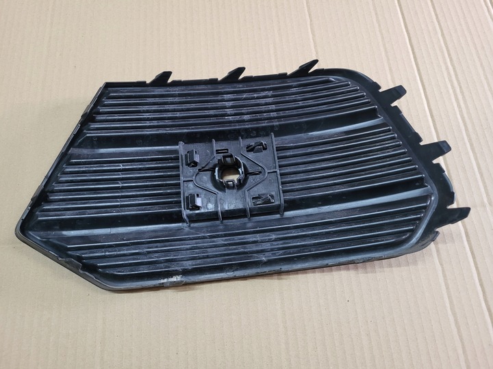 фото №6, Audi q3 q-3 8u0 решітка бампера передньої перед