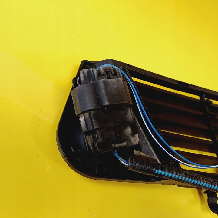 фото №9, Решётка бампера перед opel vectra c 09186126 / 24419042 nr121