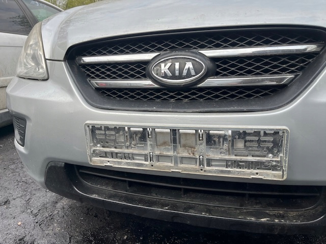 фото №8, Kia carens iii un бампер перед 5d 7s комплектный решётка решётка