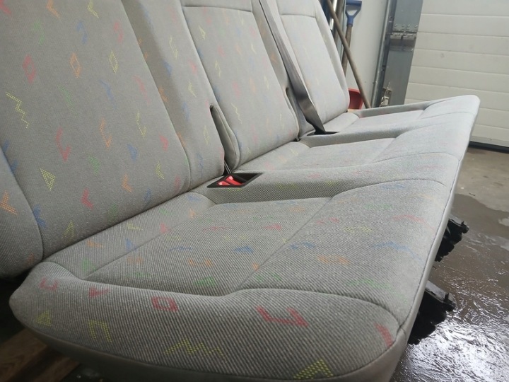 фото №8, Диван задняя 3 легковой vw transporter t5