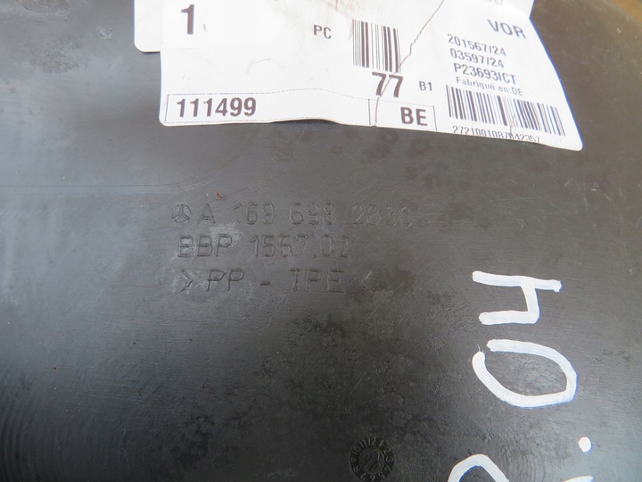 фото №15, Підкрилок правий перед запчастини задня a-b клас w169 a1696982830