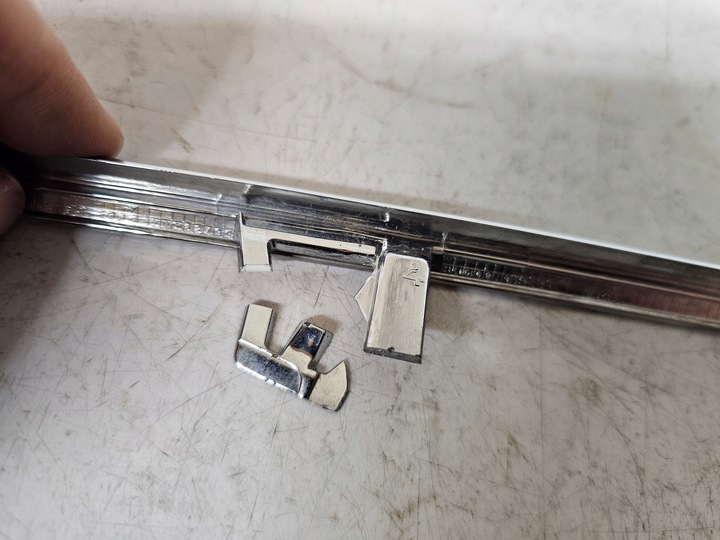 фото №15, Volkswagen passat b8 рестайлинг 21 хром планка решётка правая нижняя 3g0853506ab