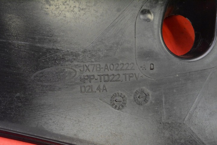 фото №9, Панель під лобовим склом eu jx7b-a02222-ad ford focus mk4 18-21