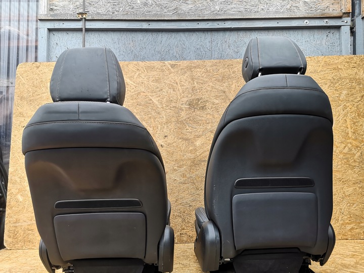 фото №16, Mercedes gt w290 x290 сиденья amg диван обшивки европа