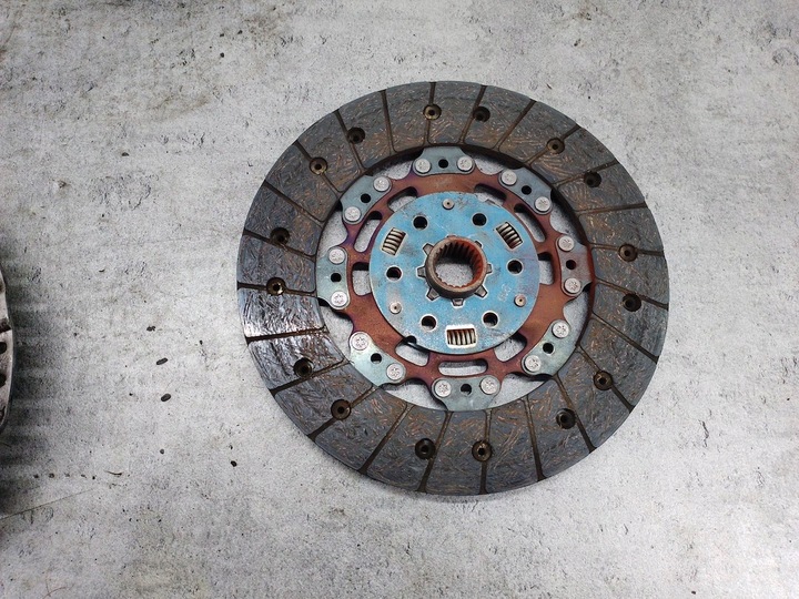 фото №10, Колесо двухмассовый комплектные ford focus ii 3082001275 2294000109 1878005341 1.6