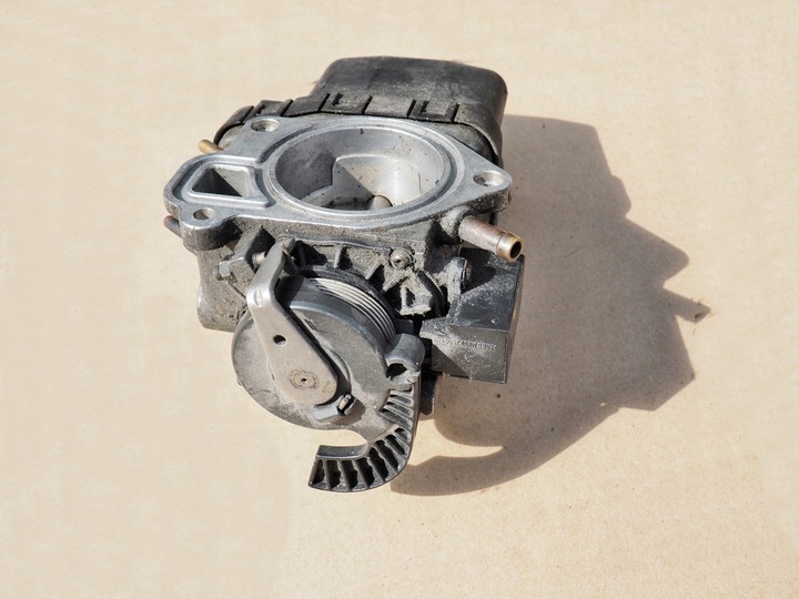 фото №8, Saab дроссельная заслонка 9188186 007616-00 hella