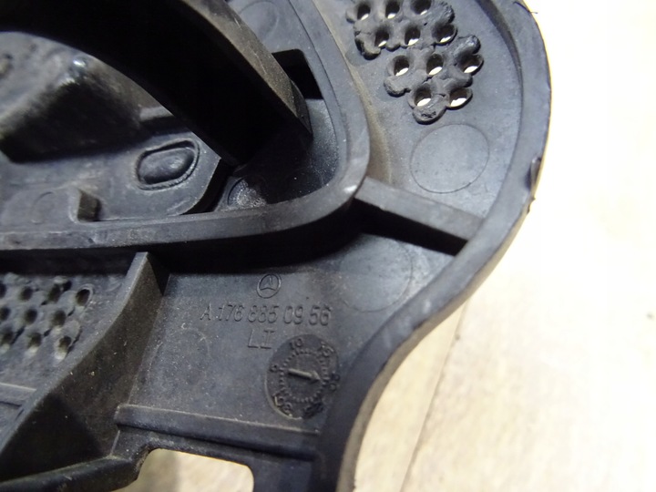 фото №5, Заглушка розпилювач ліва + рамка mercedes a1768850223