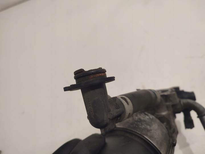 фото №8, Радиатор масла citroen c4 picasso i 2.0 hdi 2006-2013 основание