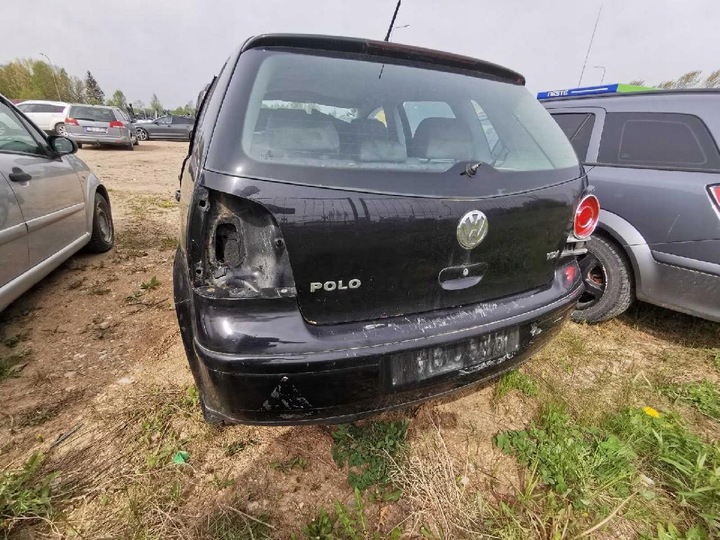 фото №9, Volkswagen polo впуск повітря do кабіни 2005 1.4l 6q0858069s