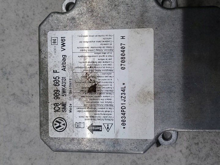 фото №7, Комплект подушок подушка , ремені перед skoda roomster 5j0857701a 5j0857702a