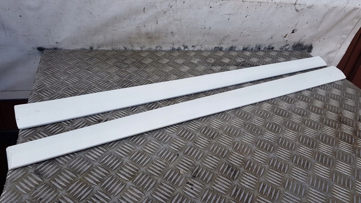 фото №13, Mercedes w203 планка двері права / ліва перед