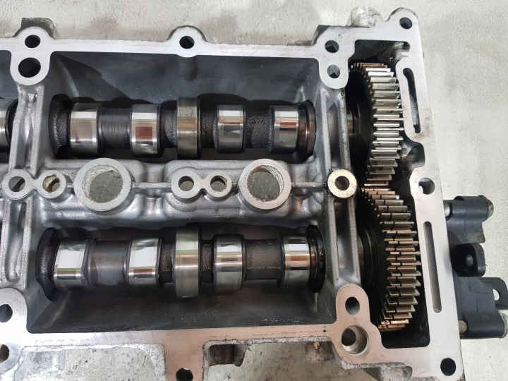 фото №9, Кришка клапанів вали 55247047 suzuki sx-4 s-cross vitara 1.6 ddis d16aa