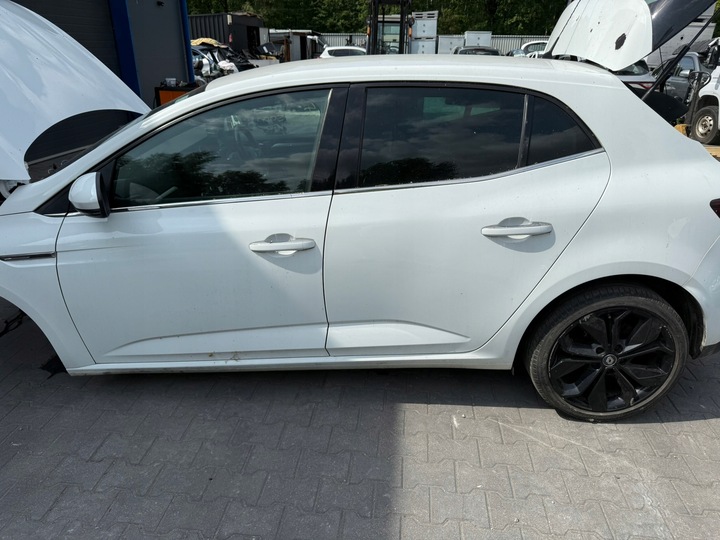 фото №10, Renault megane iv крыло левый правый цвет ov369