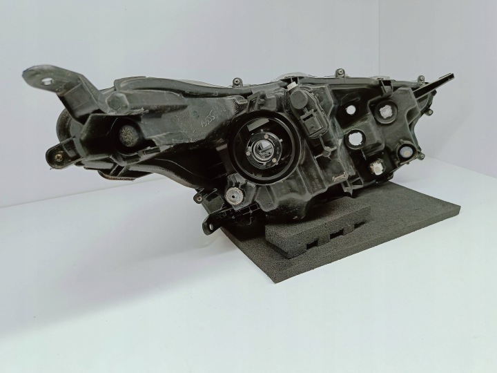 фото №11, Toyota yaris iv 4 19- фара передня ліві перед лінза koito k0-6 eu