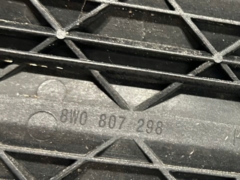 фото №8, Audi a4 b9 кермо жалюзі впуск повітря оригінал зчеплення!!!