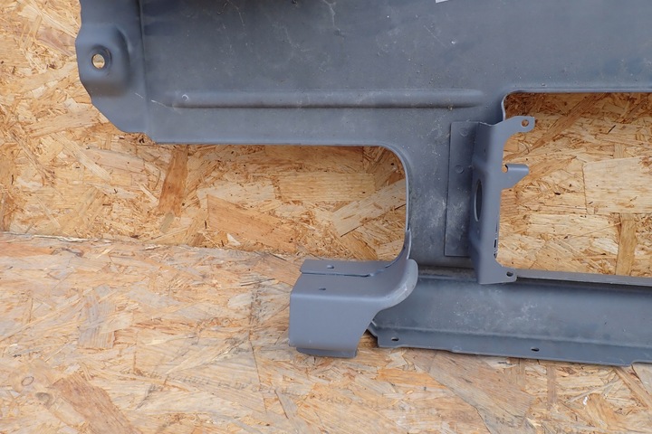 фото №10, Mercedes уголок бампер axor 4140 правые a3758802170