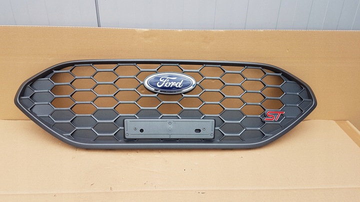 фото №6, Решітка радіатора ford fiesta mk8 рестайлінг st-line