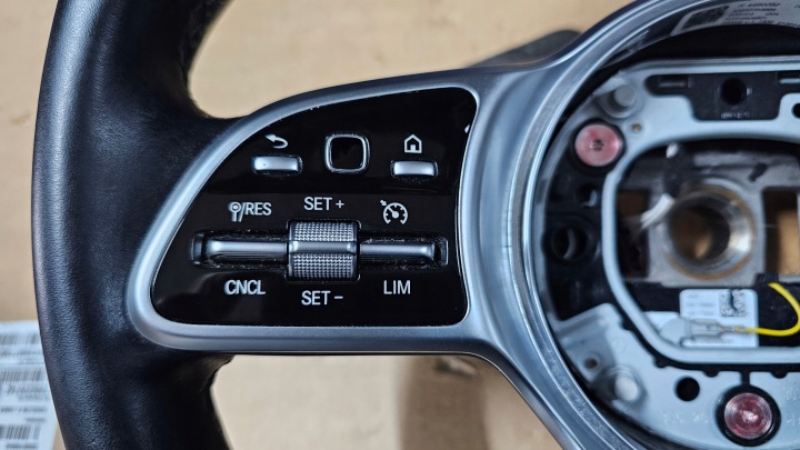 фото №6, Mercedes glc 22r руль комплектная кожа мультифункция лепестки bdb