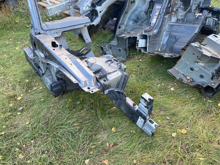 фото №5, Чверть перед права jaguar f-type x152