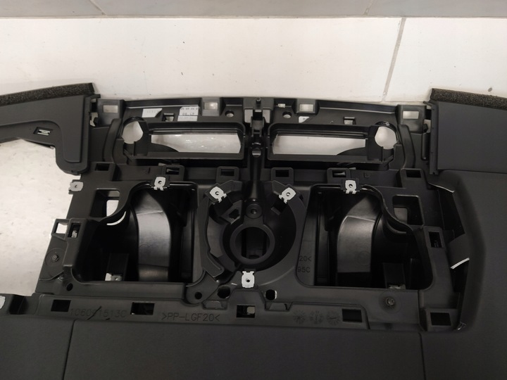 фото №15, Range rover v 5 l460 sport l461 панель консоль капот шкіра kaszmir оригінал