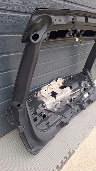 фото №8, Volvo xc60 ii 2017- крышка багажника