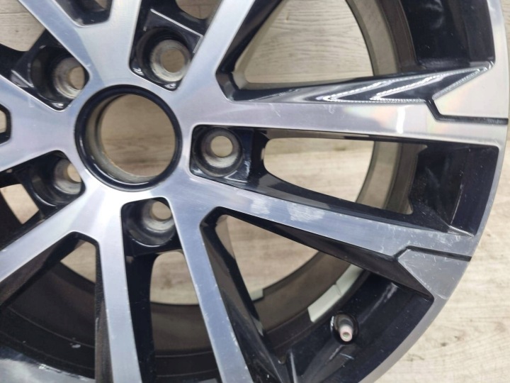 фото №10, Диск vw golf vii 5g0 7x17h2 et49 5x112 5g0601025ak