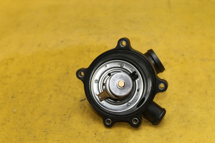 фото №5, Корпус насоса води s6 c6 5.2fsi 079121115ba