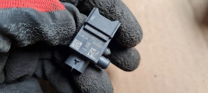 фото №10, Sq5 q5 80a датчик удара ударный штекер 4n0959651d a6 c8 a7