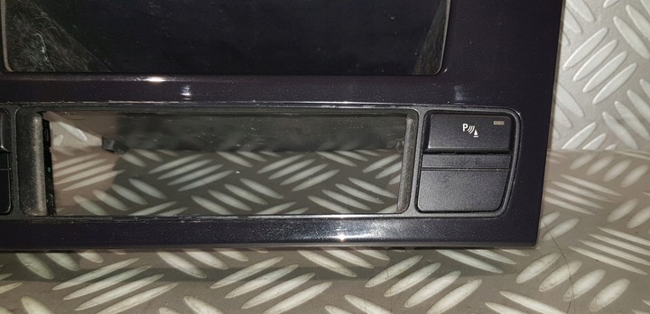 фото №6, Bmw e60 e61 рестайлинг планка dekor diamantschwarz капот бардачок кнопки 6988987